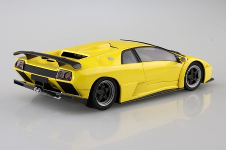 05899 Lamborghini Diablo GT '99 Aoshima