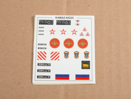 1456AVD Сборная модель КАМАЗ-65225 седельный тягач AVD Models