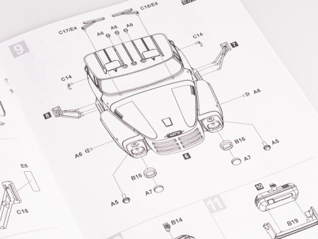 1364AVD Сборная модель Загрузчик сеялок автомобильный ЗСА-7 (133ГЯ) AVD Models