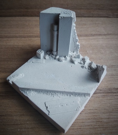 П08AB Фрагмент разрушенной стены , угловой