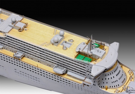 05199RE Океанский лайнер Queen Mary 2 PLATINUM Edition Revell