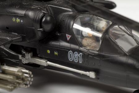 7224 Российский боевой вертолёт Аллигатор Звезда