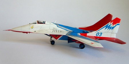 7234 Самолет МиГ-29 Стрижи Звезда