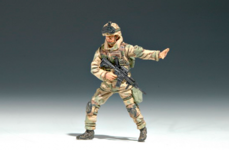 00410P US 101st Airborne Division Crew Trumpeter