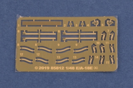 85812 F/A-18E Super Hornet Hobby Boss