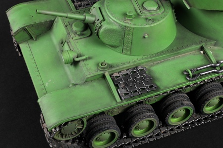 09591P Сборная модель Soviet T-100Z Heavy Tank Trumpeter