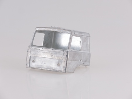 7039AVD Сборная модель МАЗ-6422 с полуприцепом МАЗ-9506-20 AVD Models 7039AVD Сборная модель МАЗ-6422 с полуприцепом МАЗ-9506-20 AVD Models