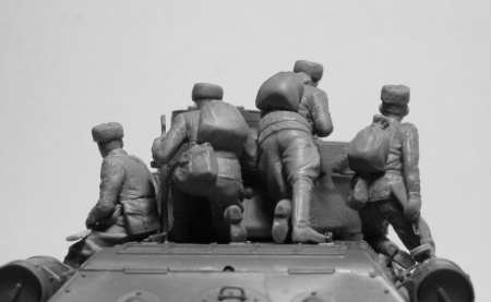 Набор фигурок 35640 Фигуры, Советский танковый десант (1943-1945 г.) ICM Набор фигурок 35640 Фигуры, Советский танковый десант (1943-1945 г.) ICM