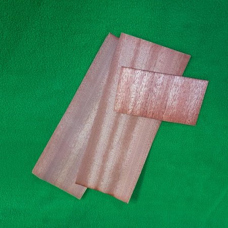 5145 шпон 0,6 мм красное дерево (махагон) - 25 г