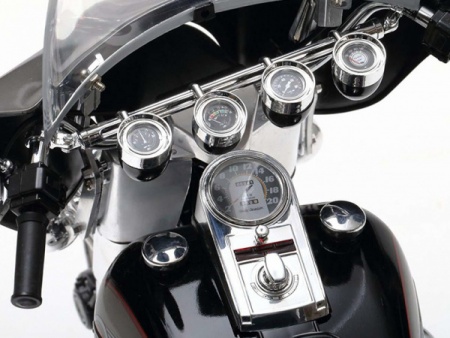 16037 Harley Davidson FLH Classic - Black (ограниченная серия) Tamiya