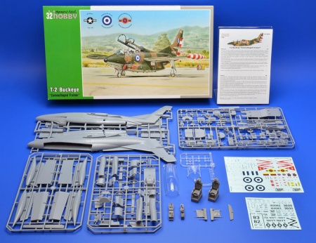 SH32059 T-2 Buckeye Camuflaged Trainer Special Hobby
