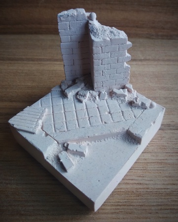 П10AB Фрагмент разрушенной стены промышленного здания