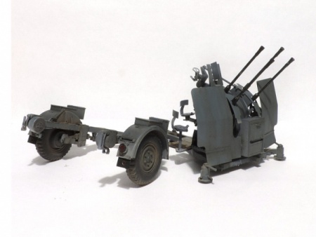 Немецкая 4-х ствольная зенитка 35091T Нем. 2см Flakvierling 38 Tamiya Немецкая 4-х ствольная зенитка 35091T Нем. 2см Flakvierling 38 Tamiya