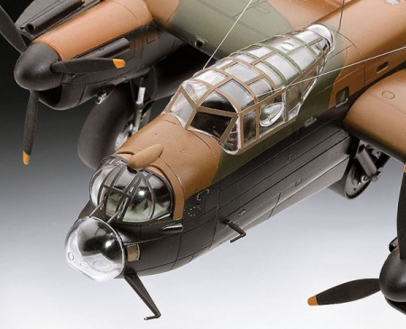 04295 Бомбардировщик Lancaster 'Dam Buster' Revell
