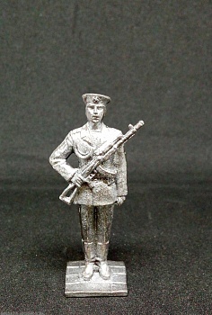 Н-7-122 Рядовой ВДВ с карабином