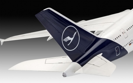 03872RE Самолет Airbus A380-800 Lufthansa New Livery Revell 03872RE Самолет Airbus A380-800 Lufthansa New Livery Revell