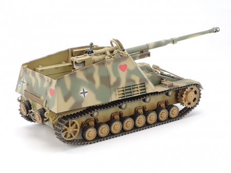 32600T Nashorn Tamiya