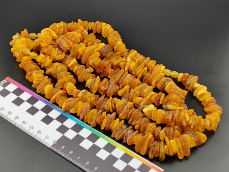 AAM0045 Бусы из необработанного янтаря 