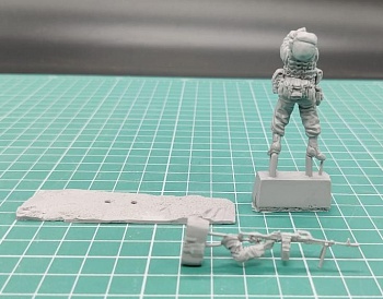 5076ТБ ВИМ, лежащий морпех стреляет из ПК, 1/35 5076ТБ ВИМ, лежащий морпех стреляет из ПК, 1/35