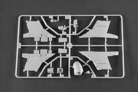 01641P Сборная модель американский штурмовик A-6E Intruder Trumpeter