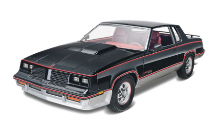 14317RE Автомобиль  83 Hurst Oldsmobile Revell