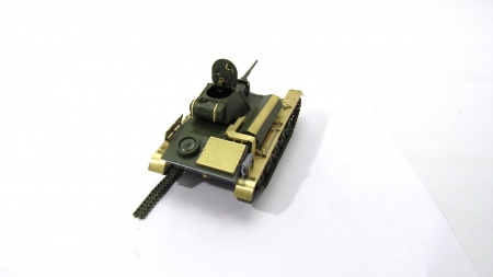 MD 035450 Т-70Б надгусеничные полки (Звезда)