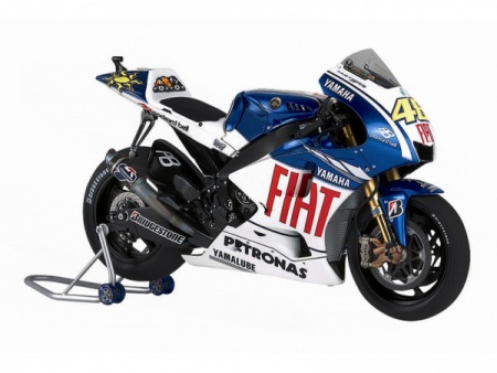 14117 Yamaha YZR-M1 09 No.46/No.6 Tamiya