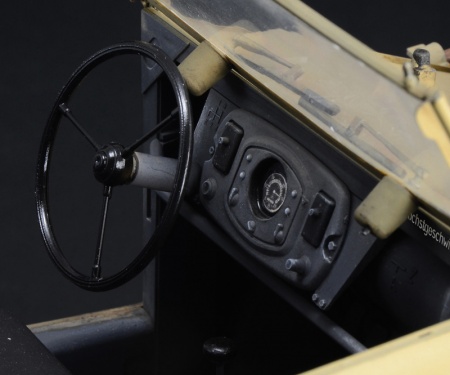 7405ИТ Автомобиль Kdf. 1 Typ 82 K?belwagen Italeri