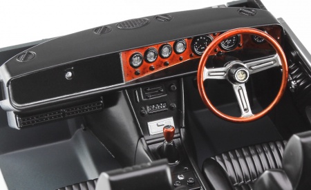 21144-Автомобиль ISUZU 117 COUPE EARLY VER Hasegawa