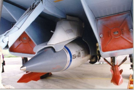 AM7201 Противокорабельная ракета Москит 1/72 Arma Models