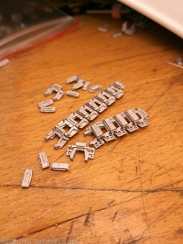 MTL-35251 Tracks for Sd.Kfz 251, type 1