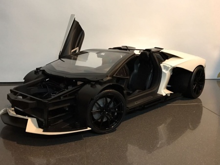 HK104 Lamborghini Aventador Roadster Bianco Canopus (Полуматовый белый)