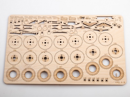 11002BAUMI Сборная модель КАМАЗ-4310 Бортовой Baumi