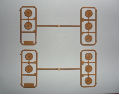 35504 Horch 108 Typ 40 с германской пехотой ICM
