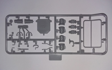24026 Model T 1913 Speedster с американскими автоспортсменами ICM