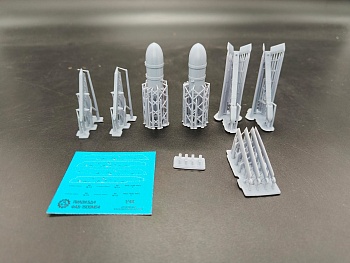 ММ48322 Бомбы с УМПК ФАБ-1500М54+пилон+декали. 2шт