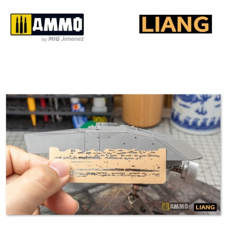 LIANG-0009 Набор трафаретов Chipping Effects Airbrush Stencils