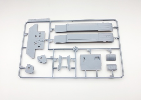 AH35A004 German Heavy Armored Reconaissance Tank LEOPARD VK1602 Amusing Hobby