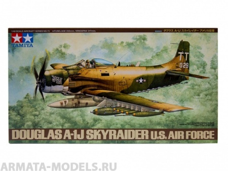 61073T Douglas A-1J Skyraider U.S. Air Force Tamiya 61073T Douglas A-1J Skyraider U.S. Air Force Tamiya