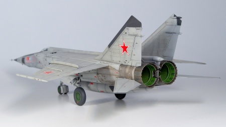 72172 МиГ-25 РБТ, Советский самолет-разведчик 1:72 ICM