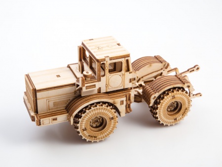 12201BAUMI Сборная модель Трактор К-700 Baumi