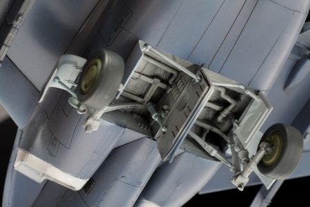 4821 Российский пилотажный самолет Як-130 1/48 Звезда