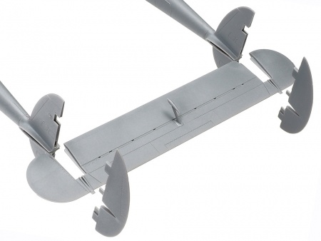 61123T Сборная модель Lockheed P-38J Lightning Tamiya