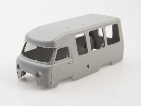 1537AVD Сборная модель Вахтовый автомобиль УАЗ-17144 AVD Models