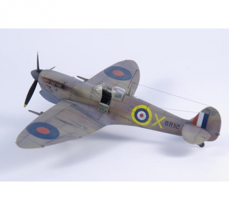 SH48051 Supermarine Spitfire Mk.VC Malta Defender Special Hobby