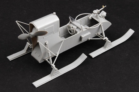 02322P Советские боевые аэросани РФ-8/Горький-98 Trumpeter