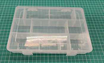 MW-BOX05 Прозрачный пластиковый ящик (с 24 ячейками) 19х12.5х4см MW-BOX05 Прозрачный пластиковый ящик (с 24 ячейками) 19х12.5х4см