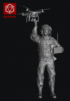 QA35606 Боец с Квадрокоптером