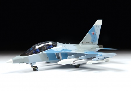 7307 Российский учебно-боевой самолет Як-130 Звезда