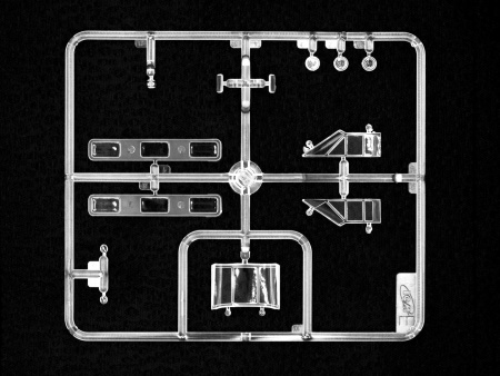 48185 C18S,Американский пассажирский самолет 1:48 ICM